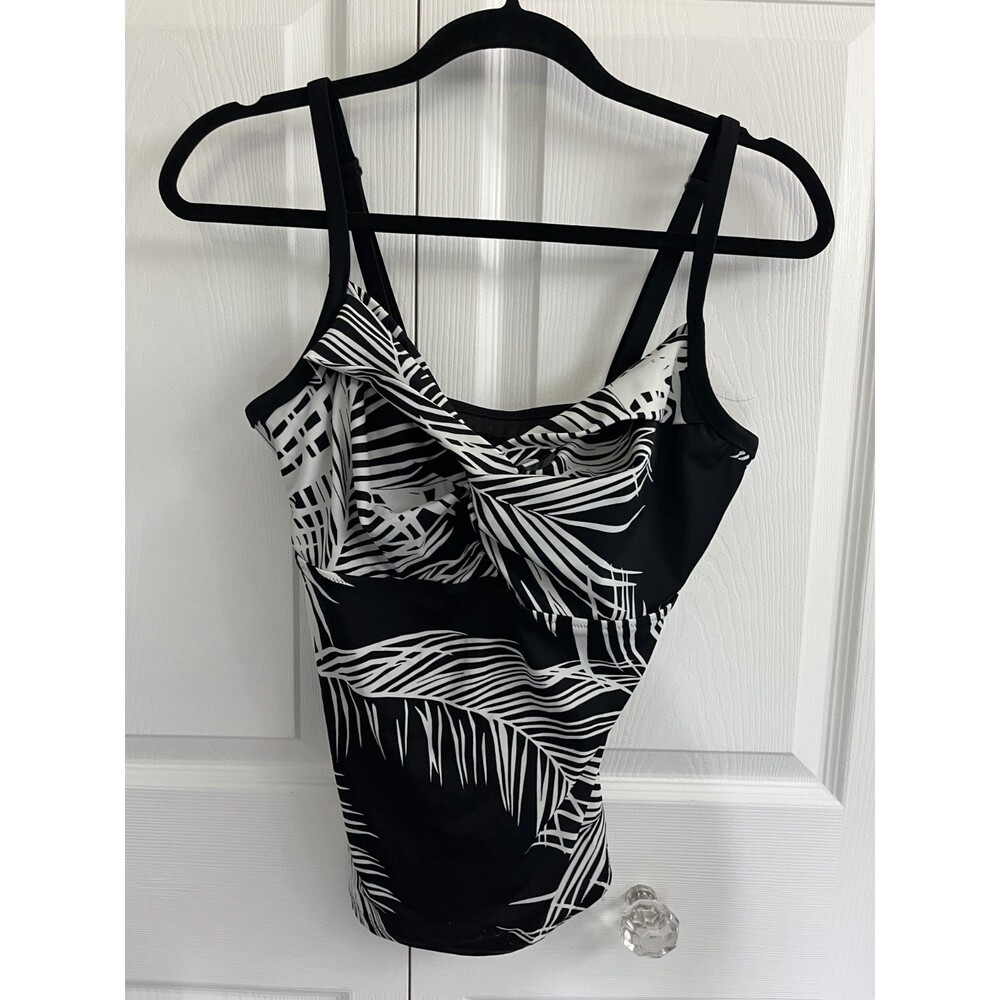 Athleta 36 D/DD Black Tankini Twist Slimming Underwire